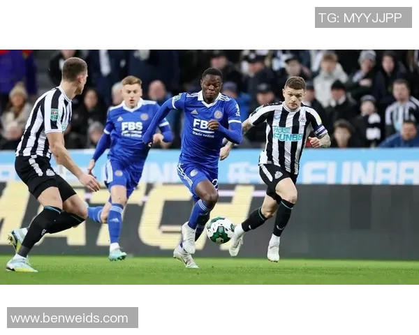 曼联与利物浦激战正酣全场直播精彩瞬间回顾与分析