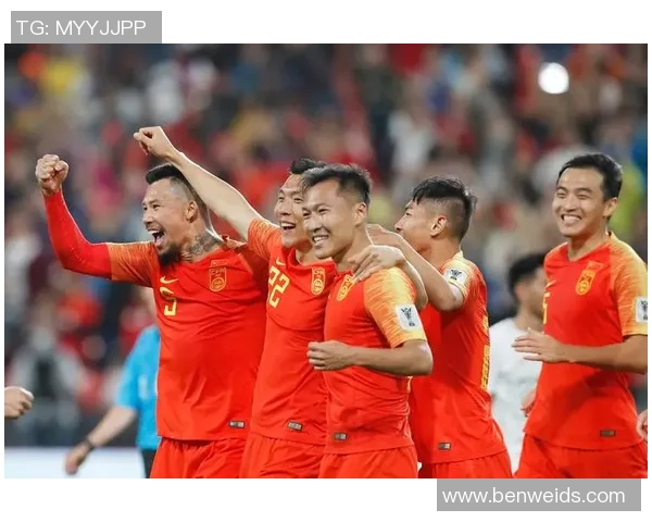 中国足球队第三客场挑战赛前瞻分析及球迷期待的热烈氛围